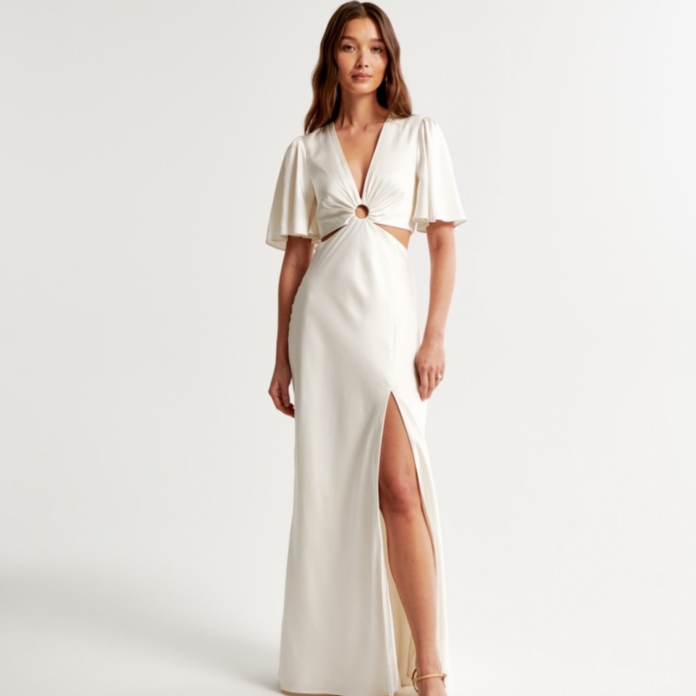 Elegant White Maxi Dress